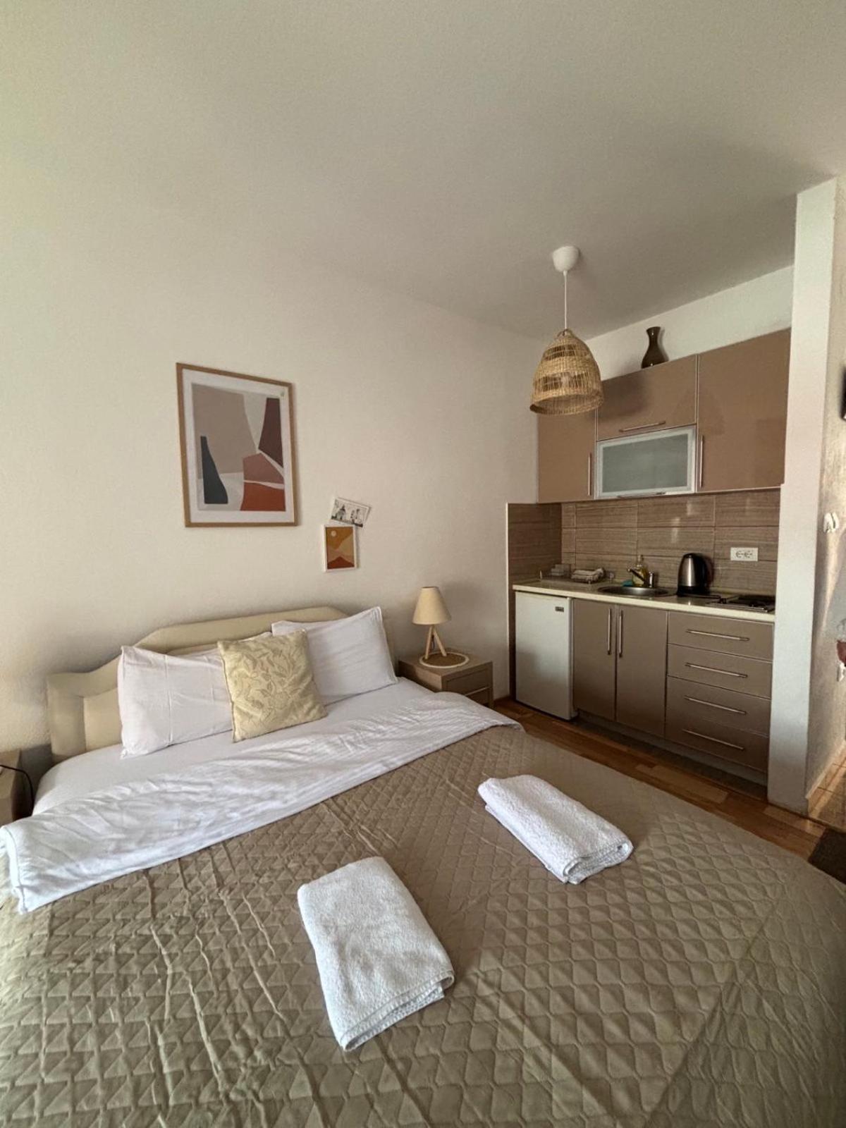Apartments Markovic Kotor Eksteriør bilde