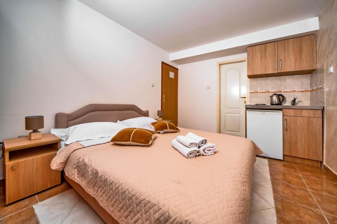 Apartments Markovic Kotor Eksteriør bilde